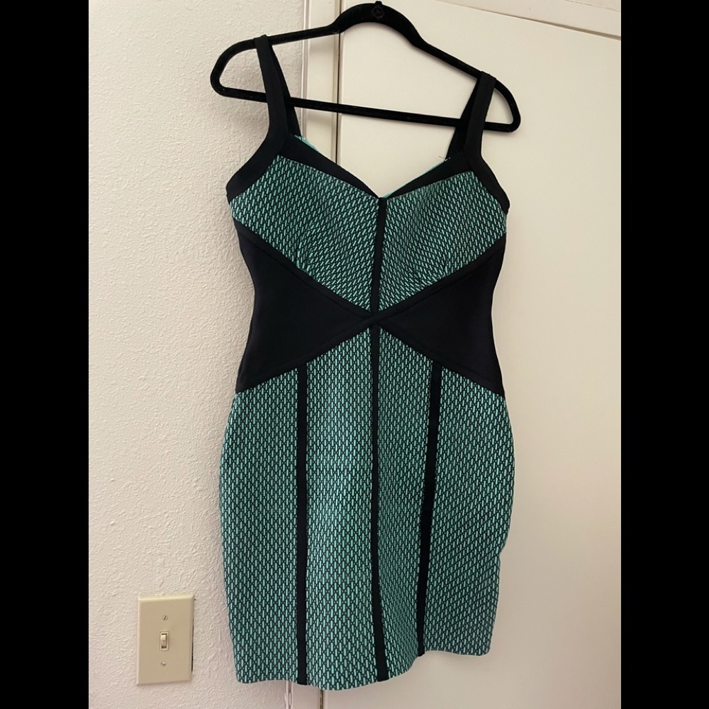 Bebe scuba dress - Size M